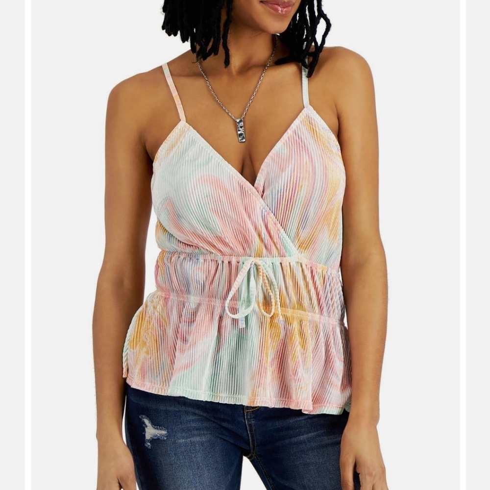 Pleated adjustable tie blouse